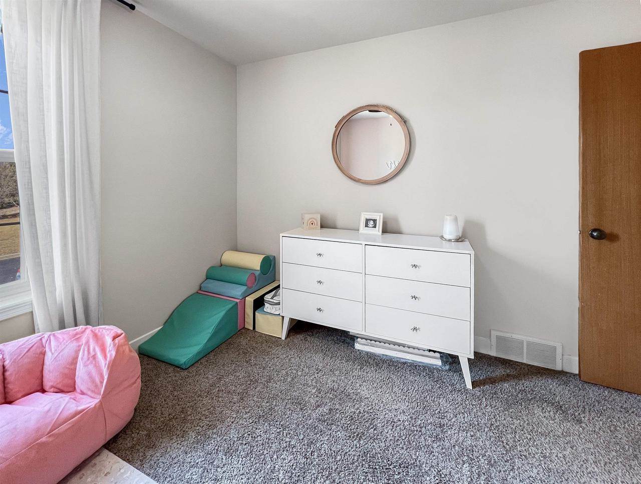 1125 Carriage Drive, Sun Prairie, WI 53590