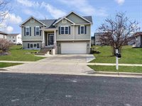 1125 Carriage Drive, Sun Prairie, WI 53590