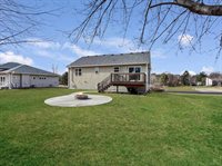 1125 Carriage Drive, Sun Prairie, WI 53590