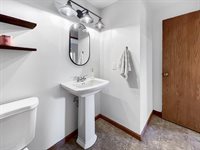 1125 Carriage Drive, Sun Prairie, WI 53590