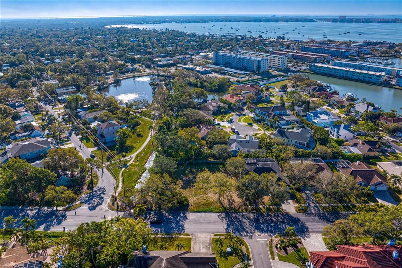 Skimmer Point Drive South, Saint Petersburg, FL 33707