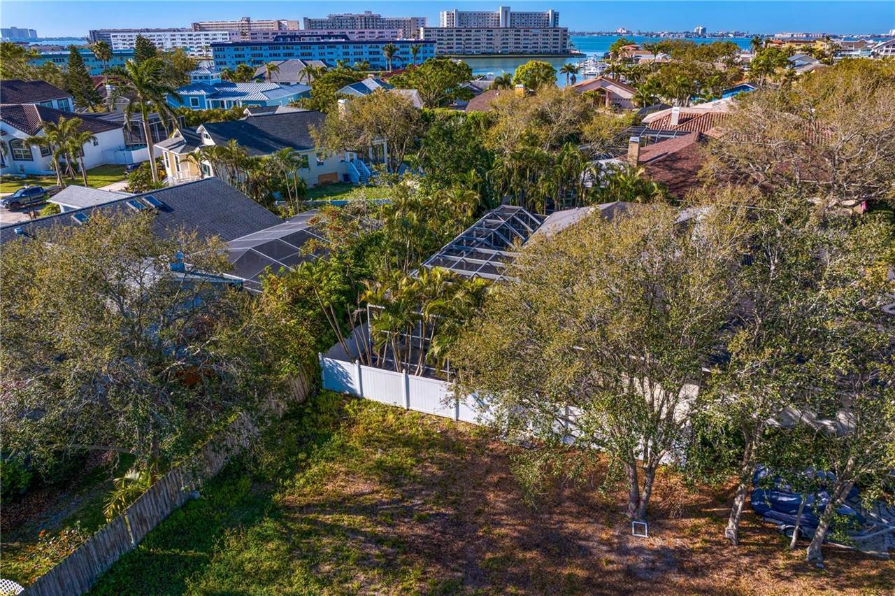 Skimmer Point Drive South, Saint Petersburg, FL 33707
