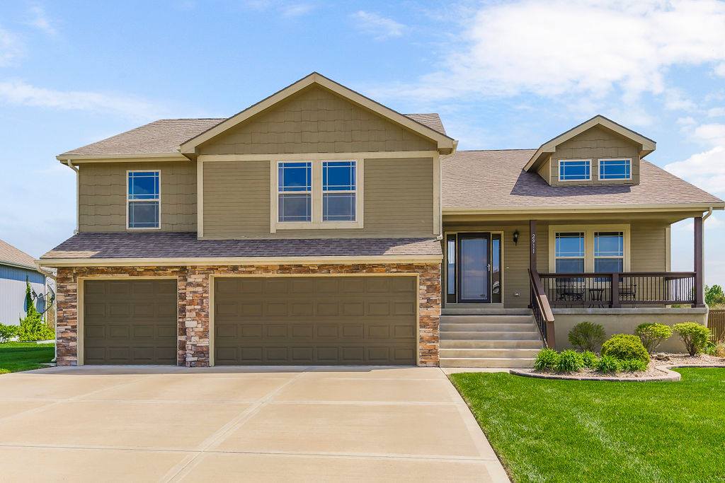 2911 North 127th Ter, Kansas City, KS 66109