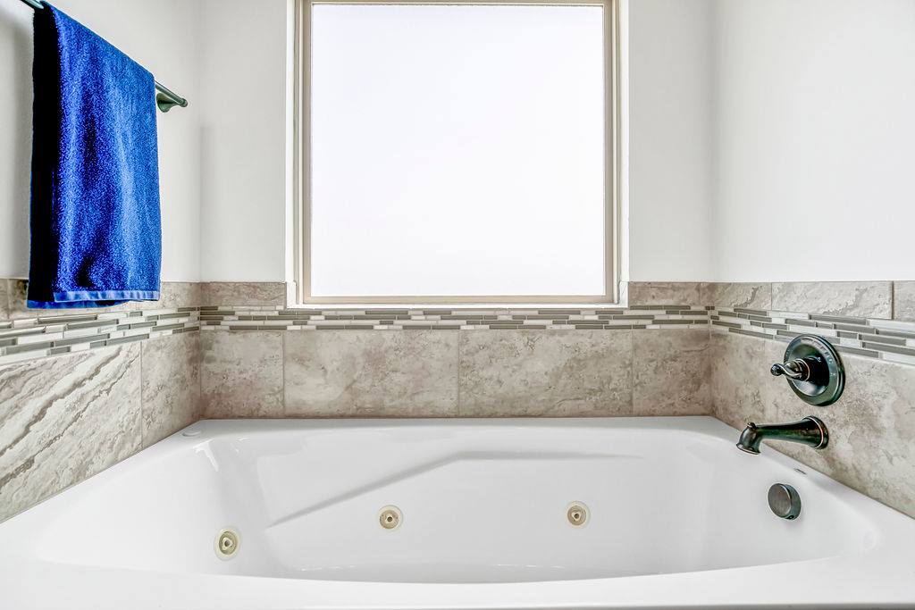 2911 North 127th Ter, Kansas City, KS 66109