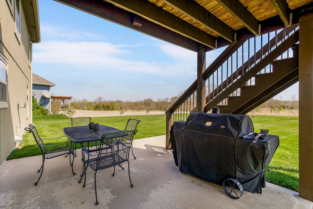 2911 North 127th Ter, Kansas City, KS 66109