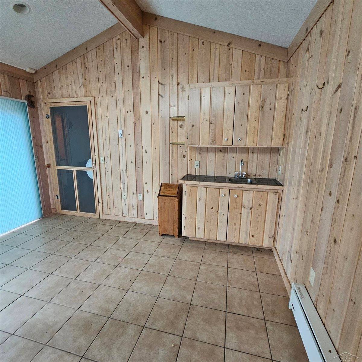 4057 Dickinson Drive, Saginaw, MI 48603