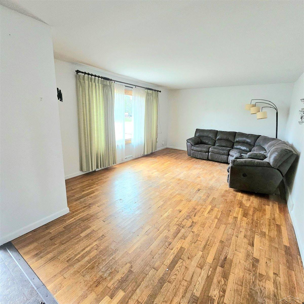 4057 Dickinson Drive, Saginaw, MI 48603