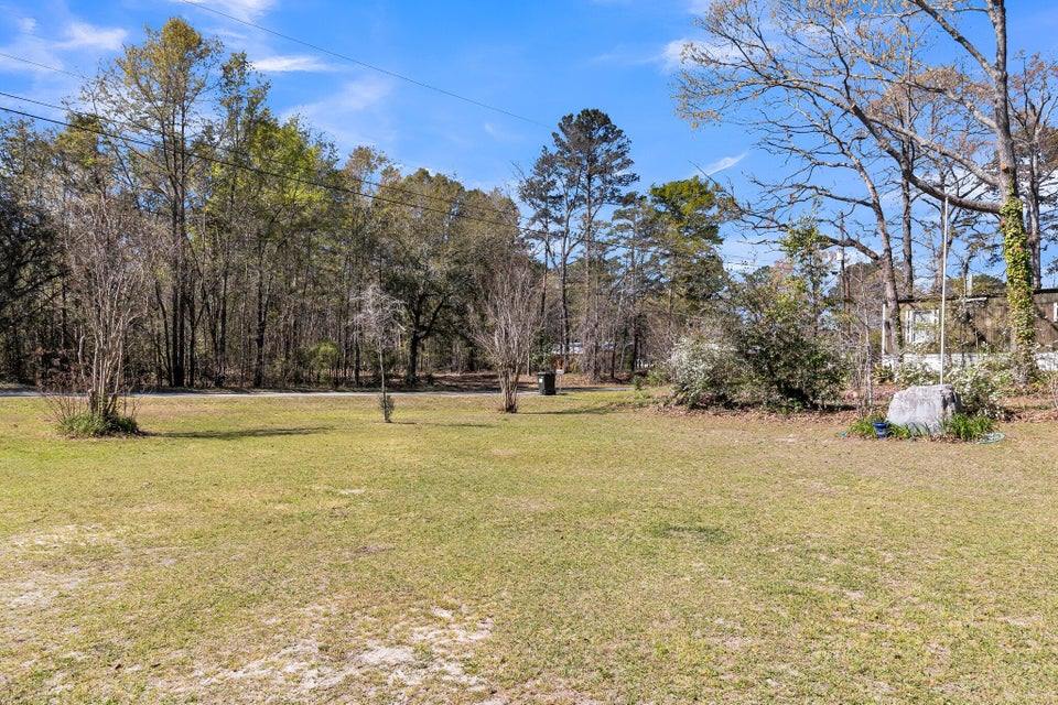 142 Moncks Corner Road Road, Eutawville, SC 29048
