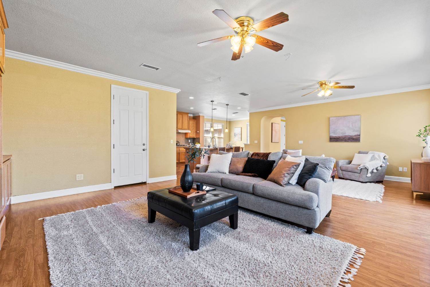 1225 Calypso Ranch Drive, Plumas Lake, CA 95961