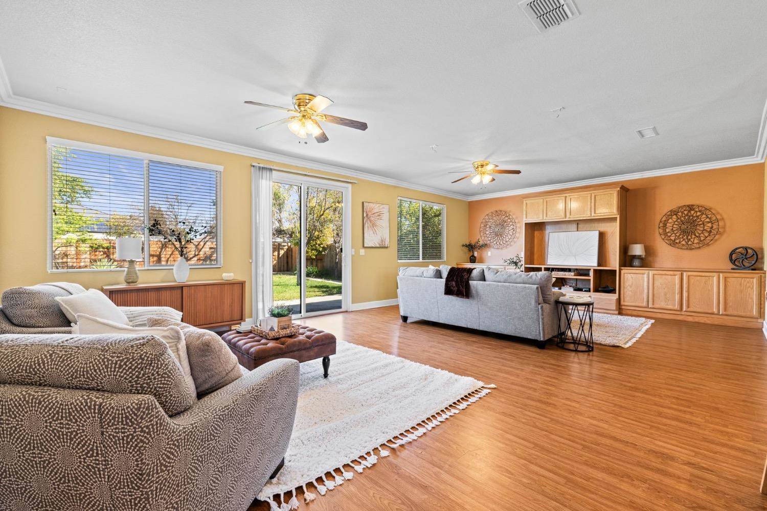 1225 Calypso Ranch Drive, Plumas Lake, CA 95961