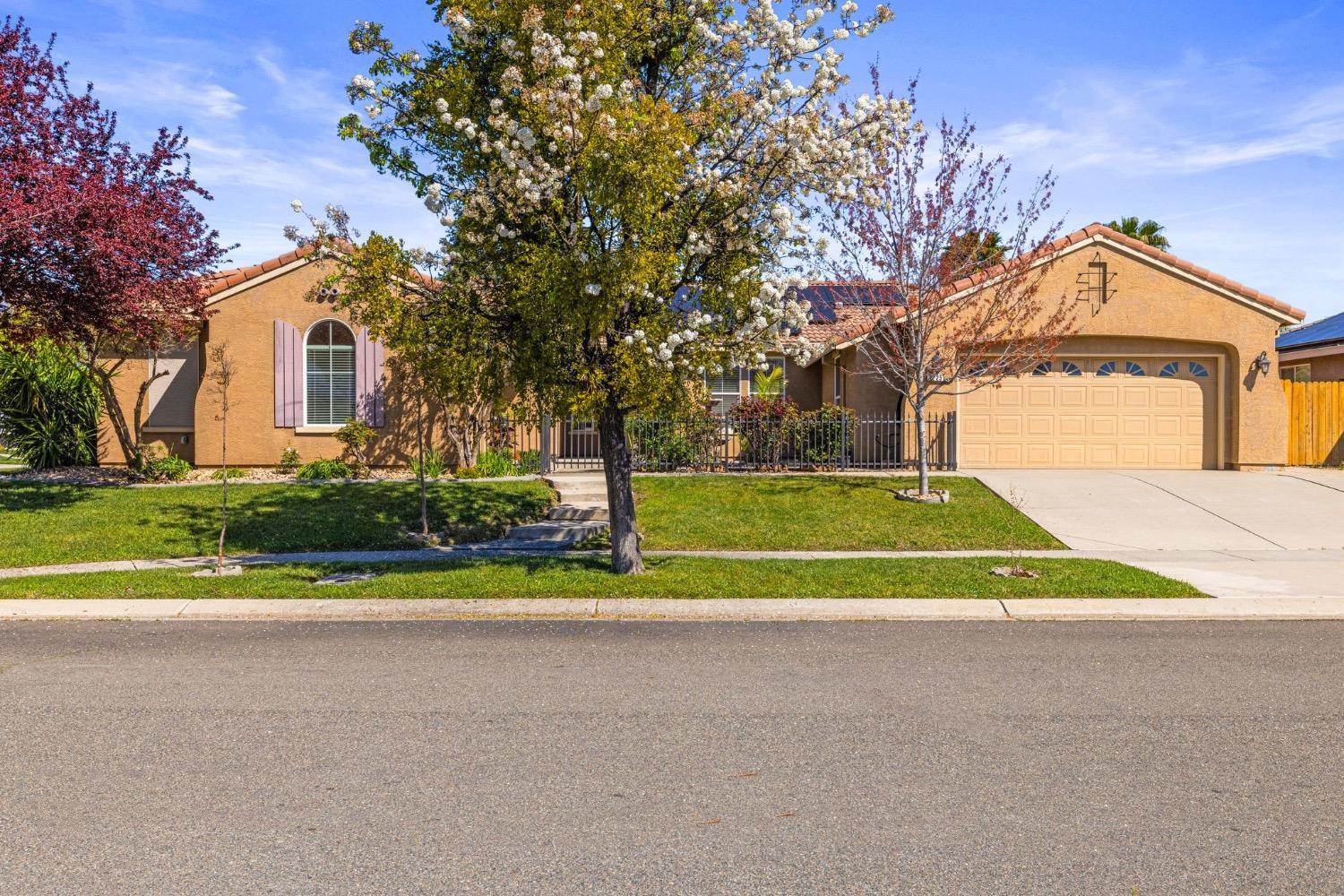 1225 Calypso Ranch Drive, Plumas Lake, CA 95961