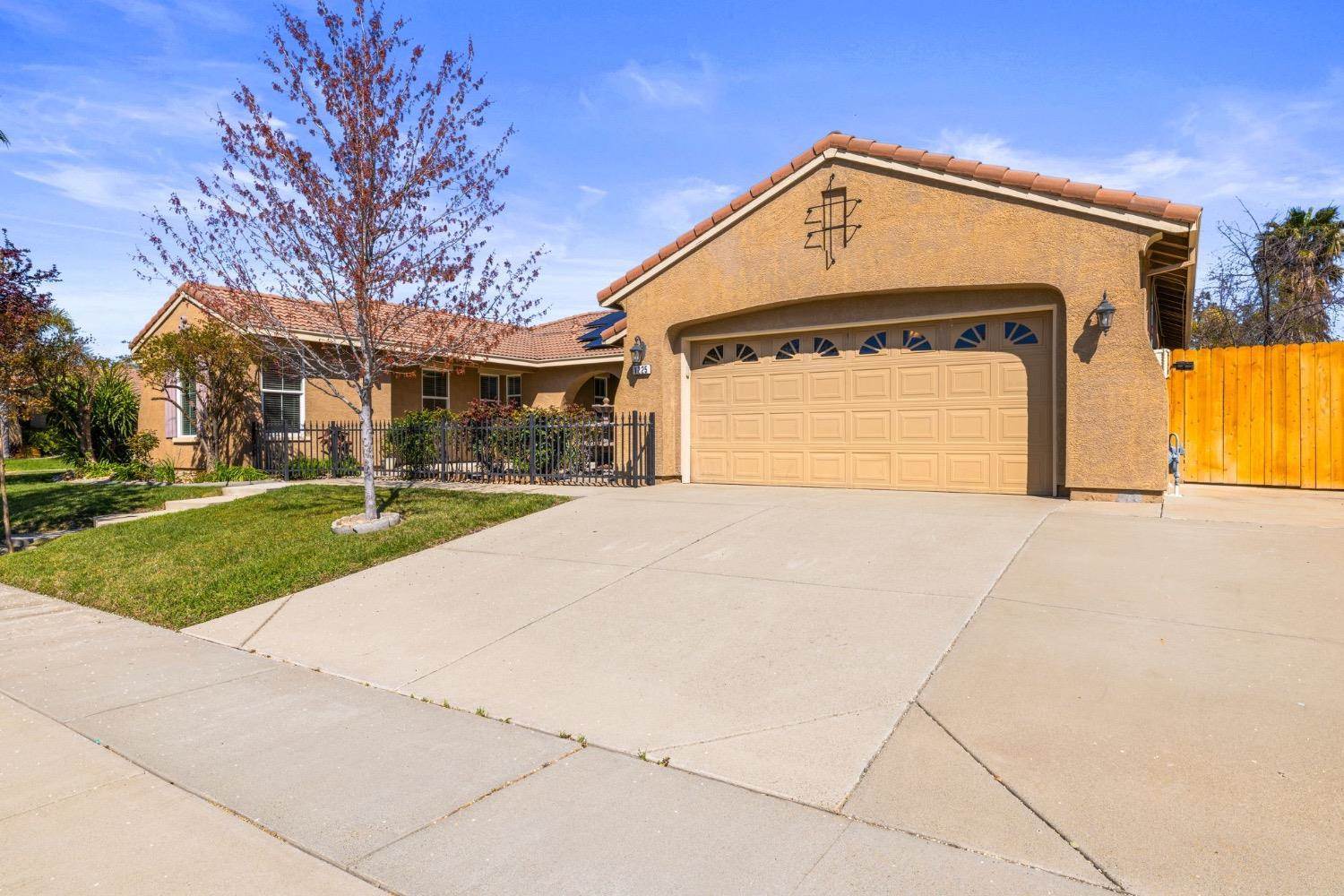 1225 Calypso Ranch Drive, Plumas Lake, CA 95961