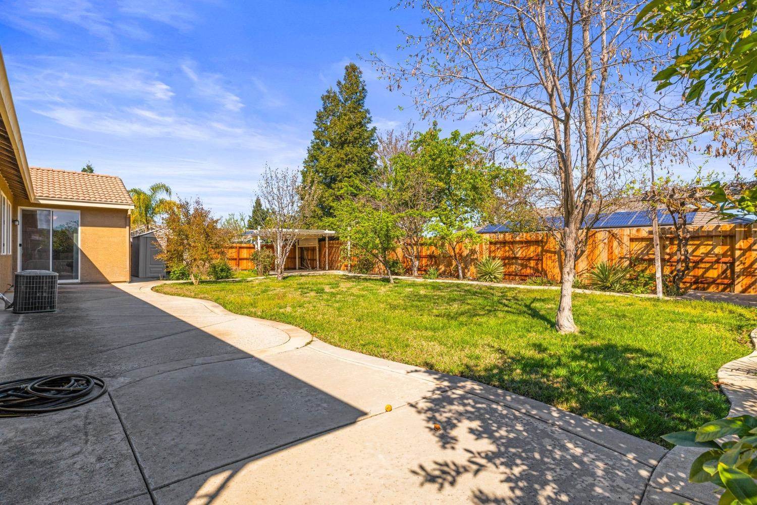 1225 Calypso Ranch Drive, Plumas Lake, CA 95961