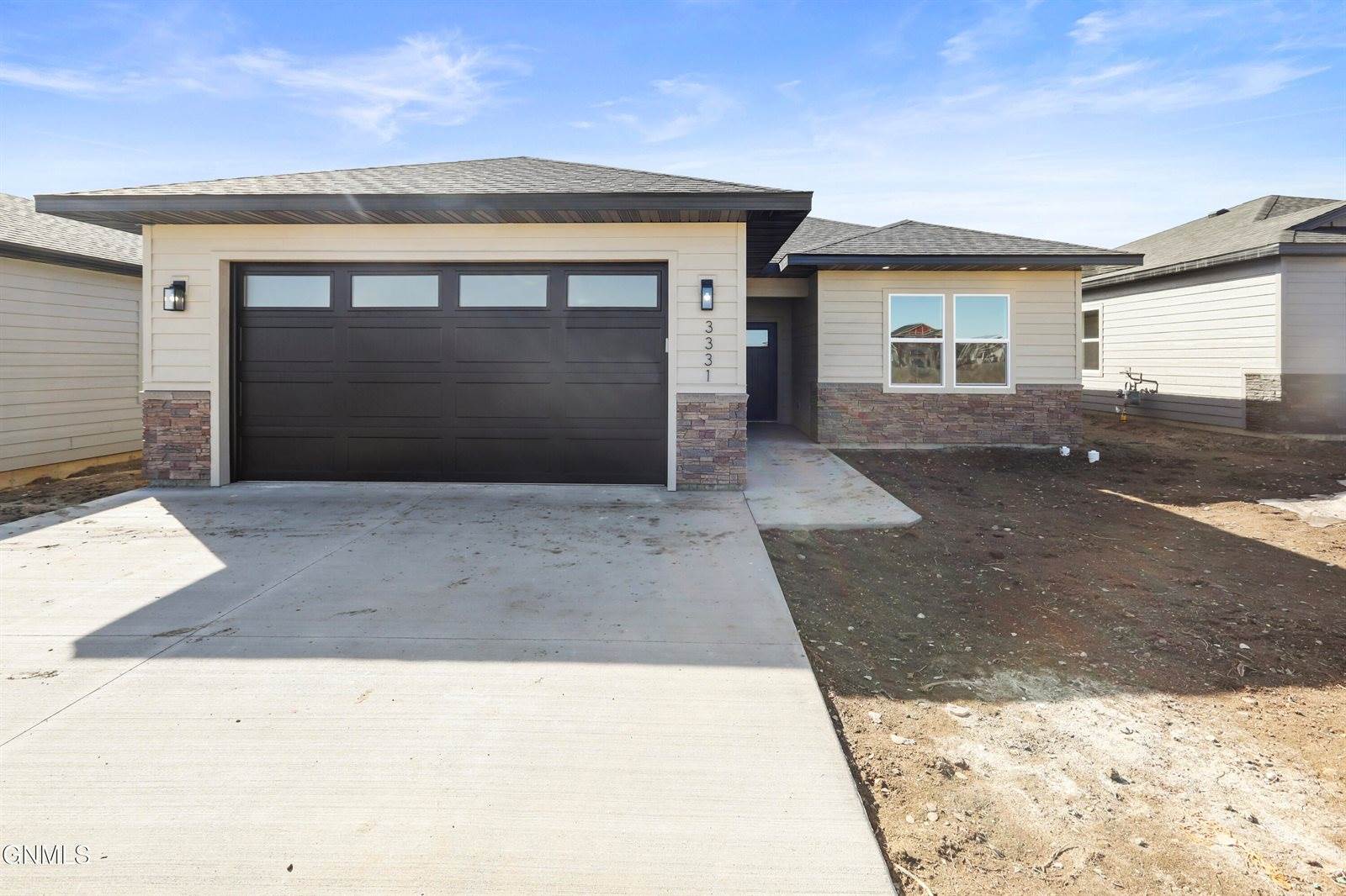 3331 34th Street West, Williston, ND 58801