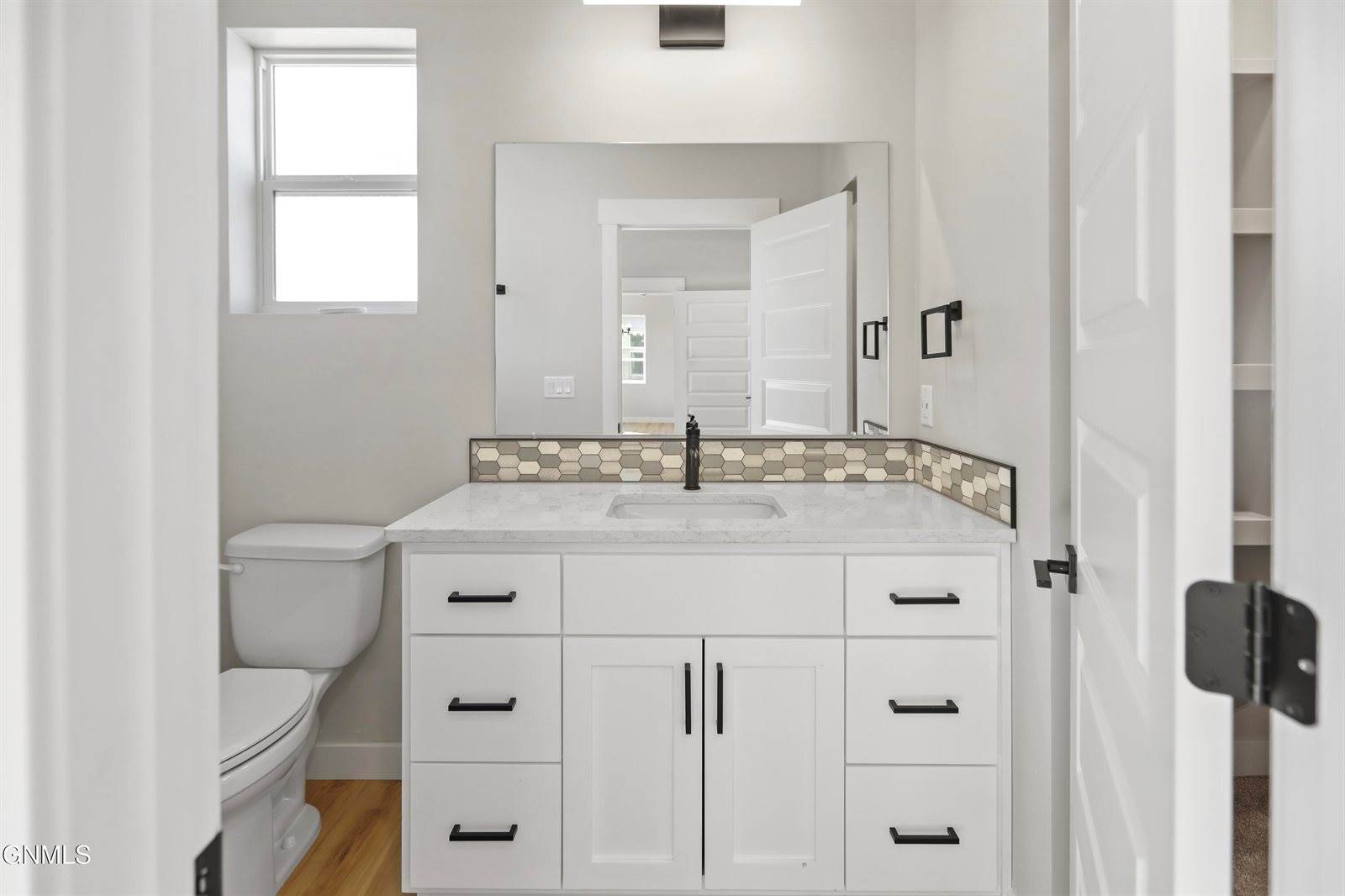 3331 34th Street West, Williston, ND 58801