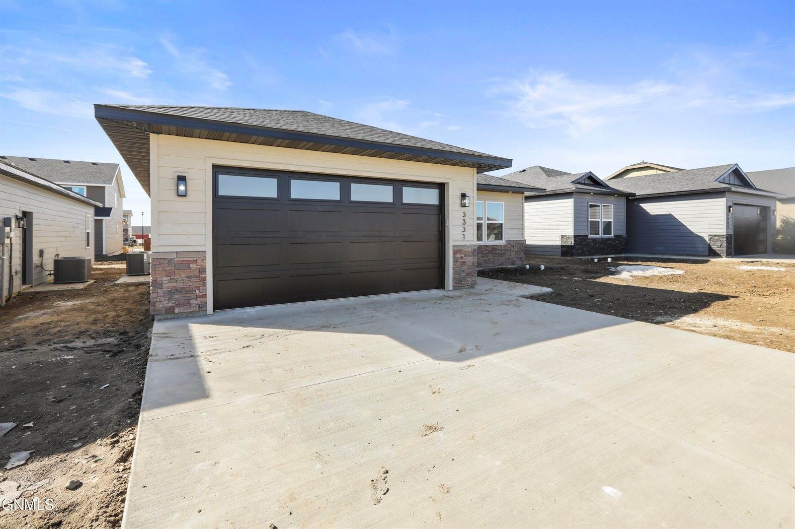 3331 34th Street West, Williston, ND 58801