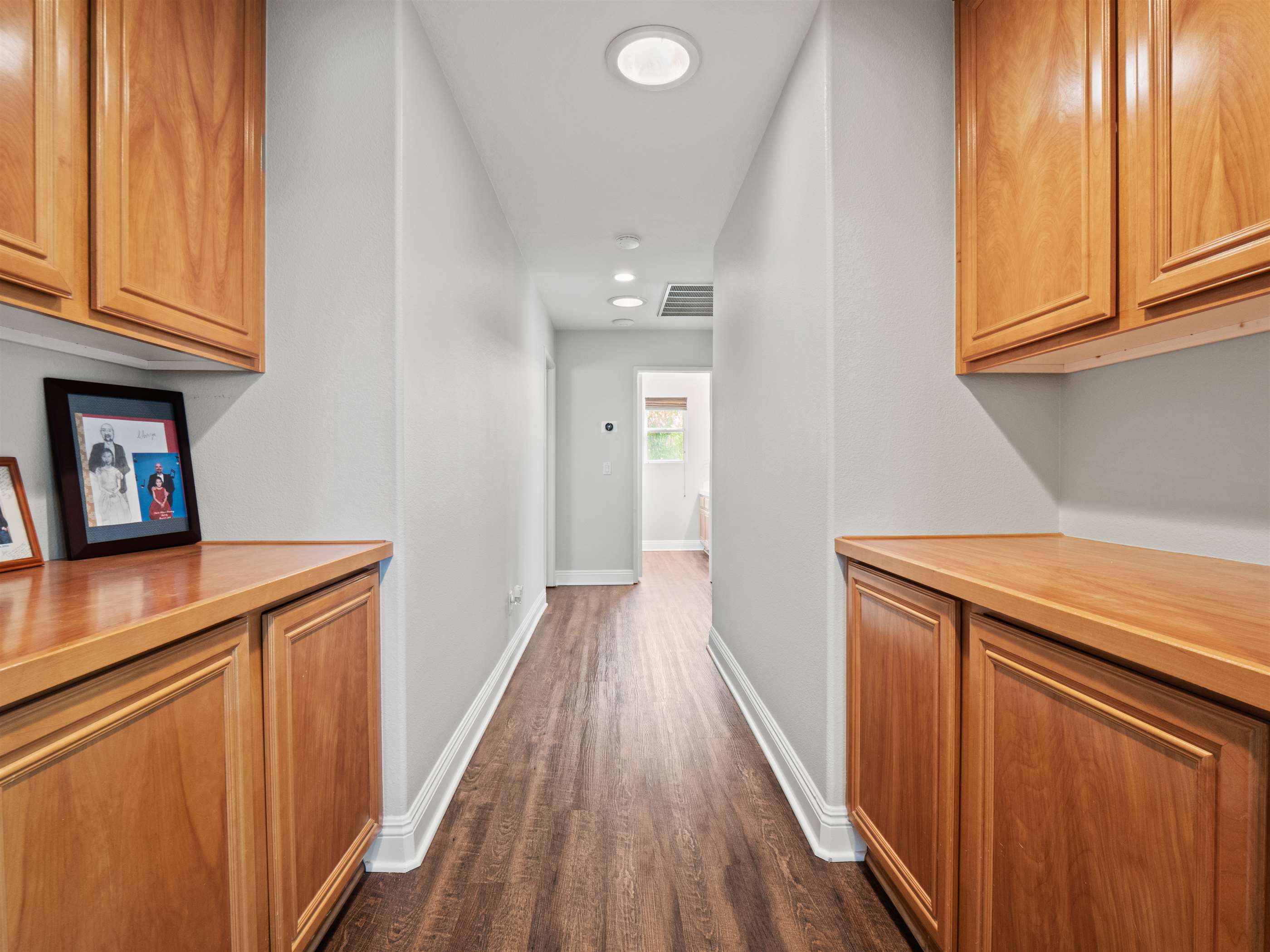 22136 Crestline Trail, Saugus, CA 91390