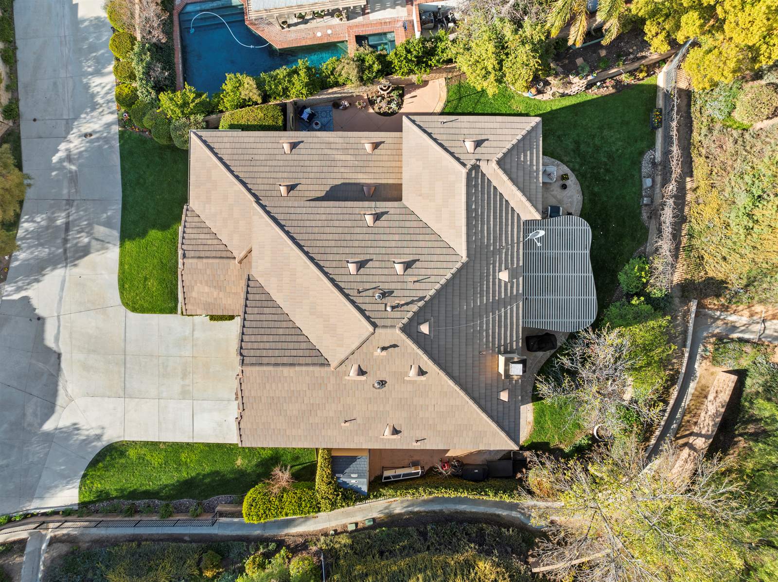 22136 Crestline Trail, Saugus, CA 91390