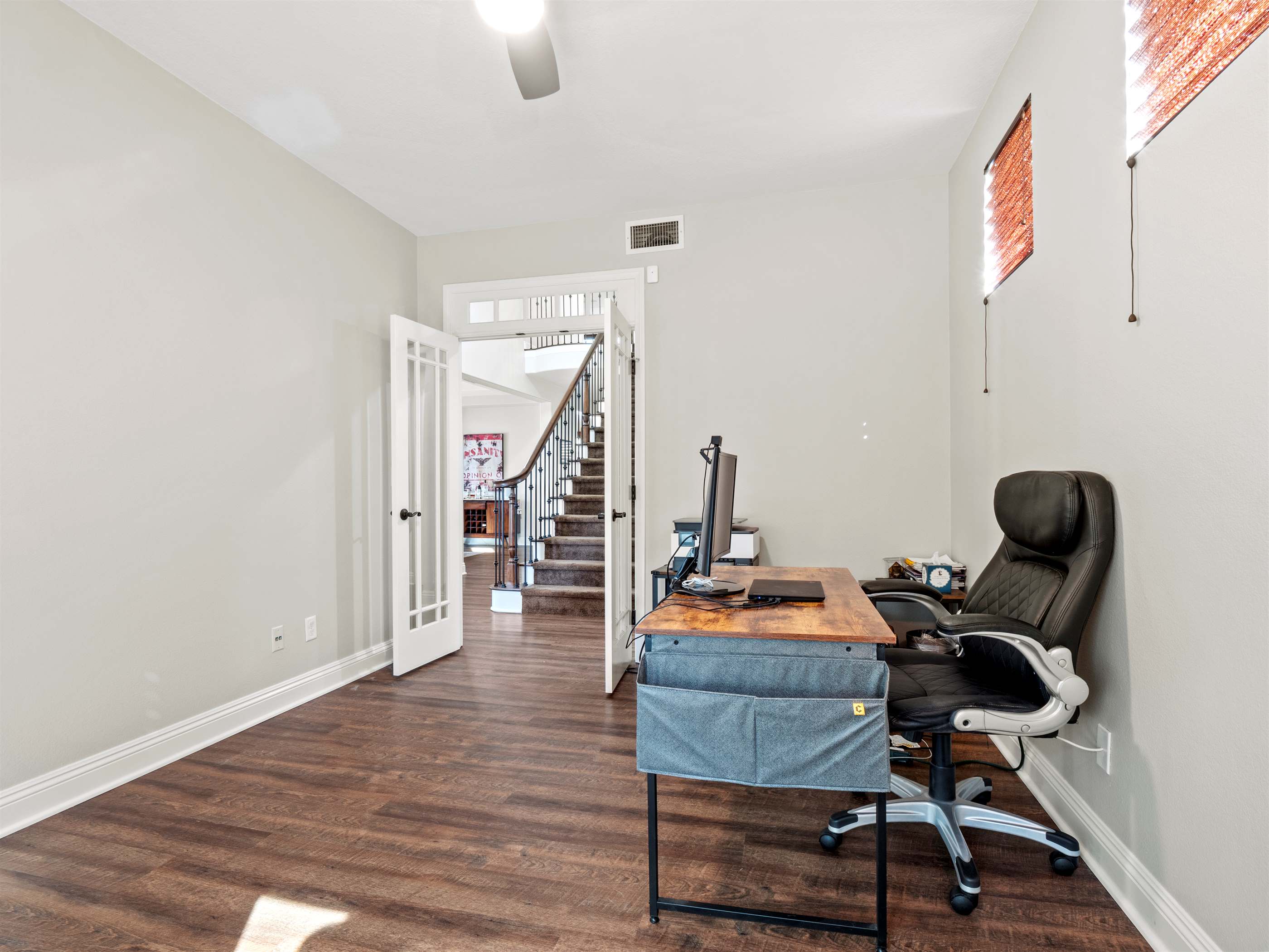 22136 Crestline Trail, Saugus, CA 91390