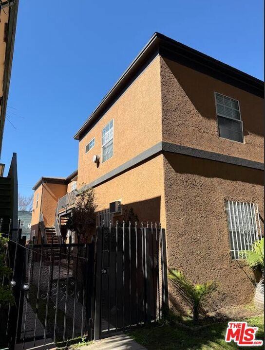 4173 Leimert Boulevard, Los Angeles, CA 90008