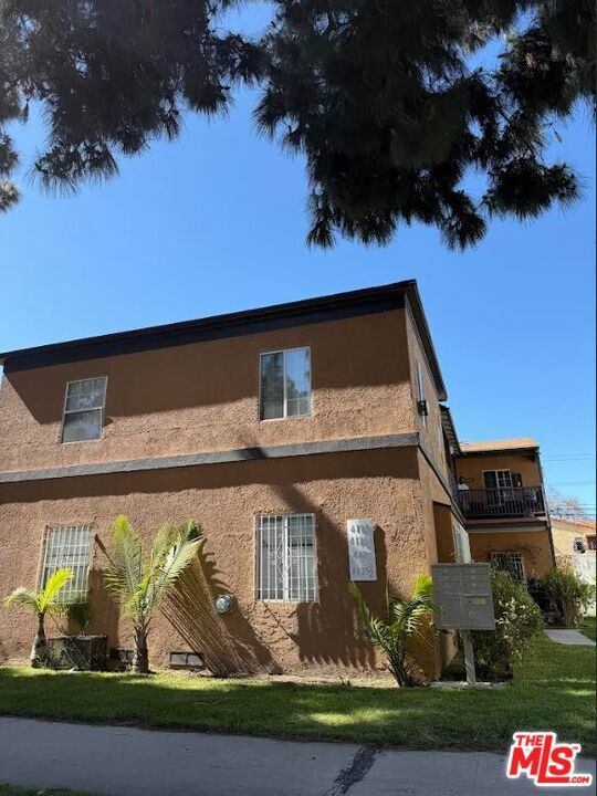 4173 Leimert Boulevard, Los Angeles, CA 90008