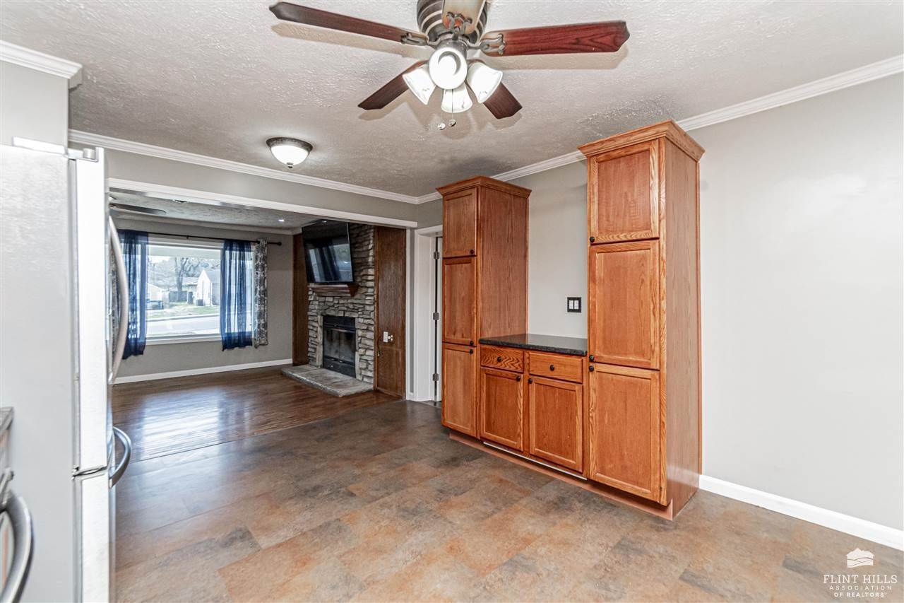 518 West Ash Street, Junction City, KS 66441