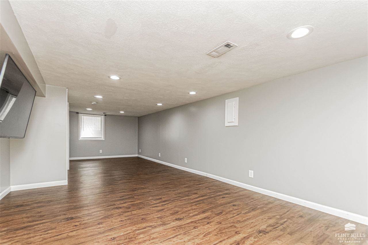 518 West Ash Street, Junction City, KS 66441