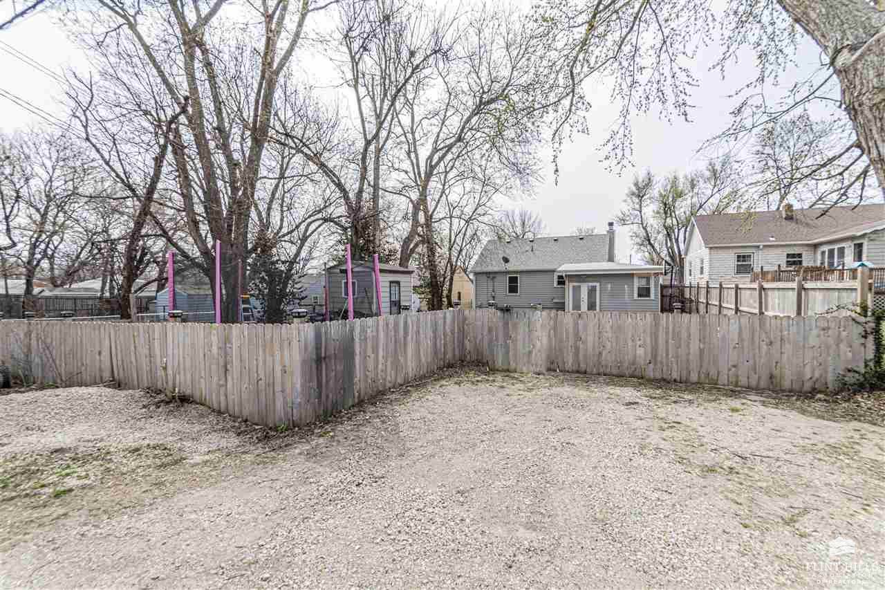 518 West Ash Street, Junction City, KS 66441