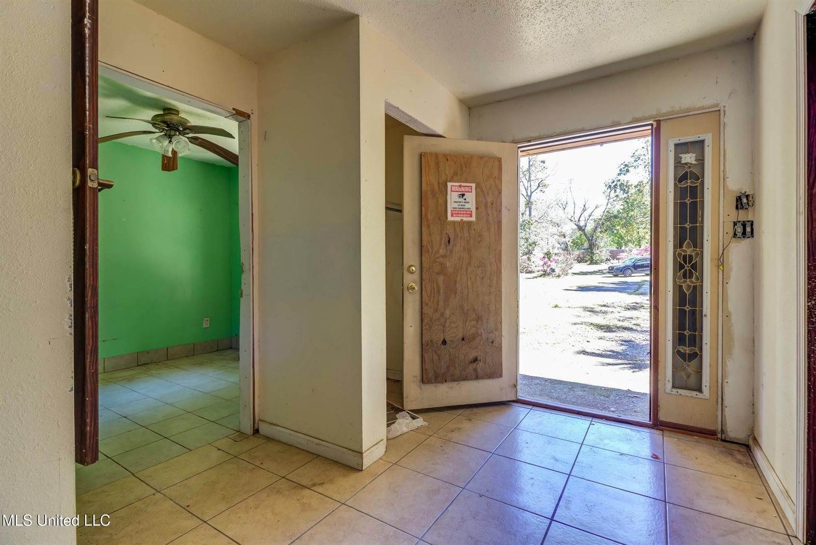 1305 Pine Street, Gulfport, MS 39507