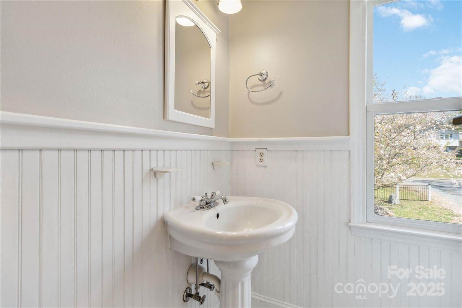 10619 Arlington Church Road, Mint Hill, NC 28227