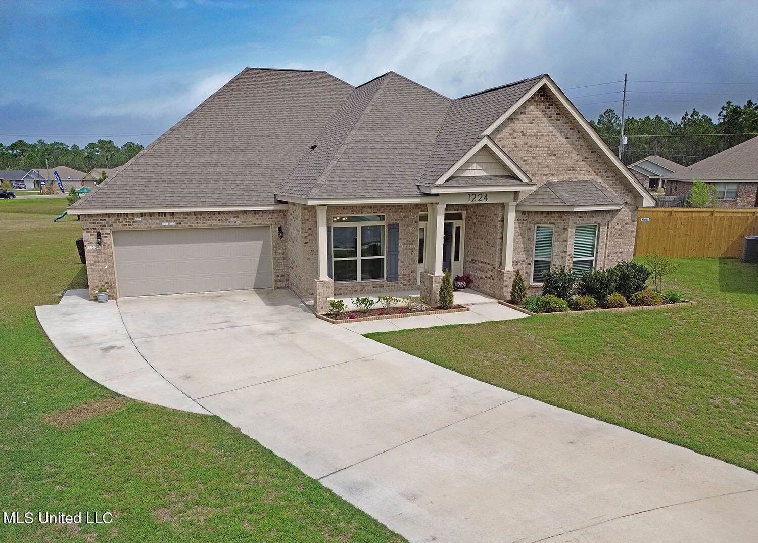 1224 Carraway Cove, Ocean Springs, MS 39564