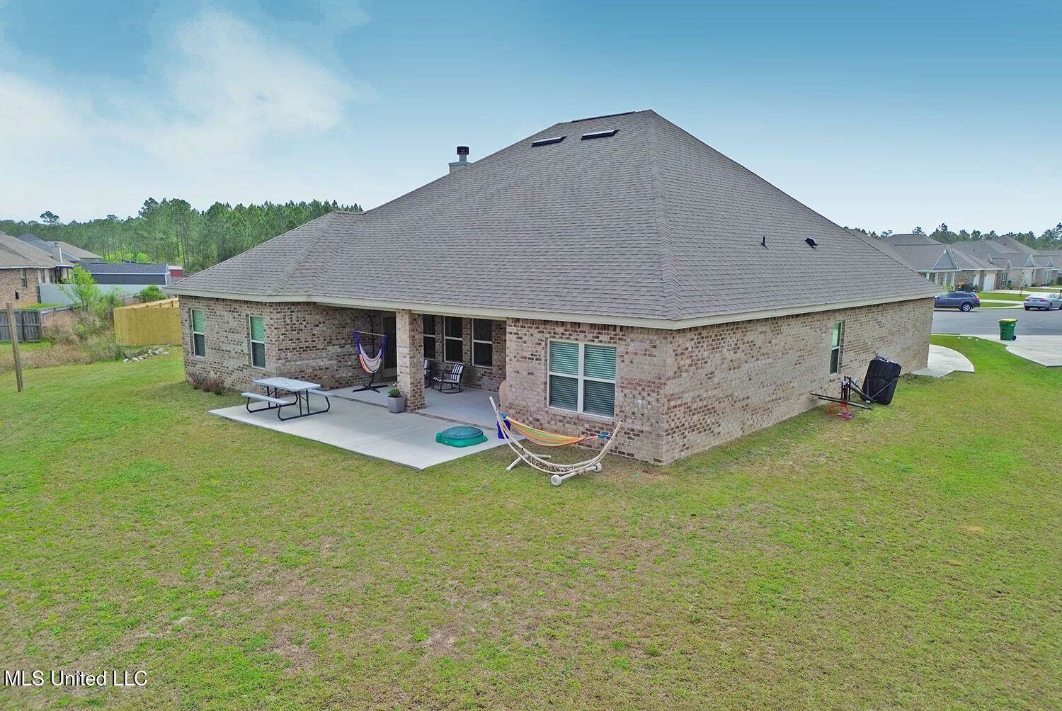 1224 Carraway Cove, Ocean Springs, MS 39564