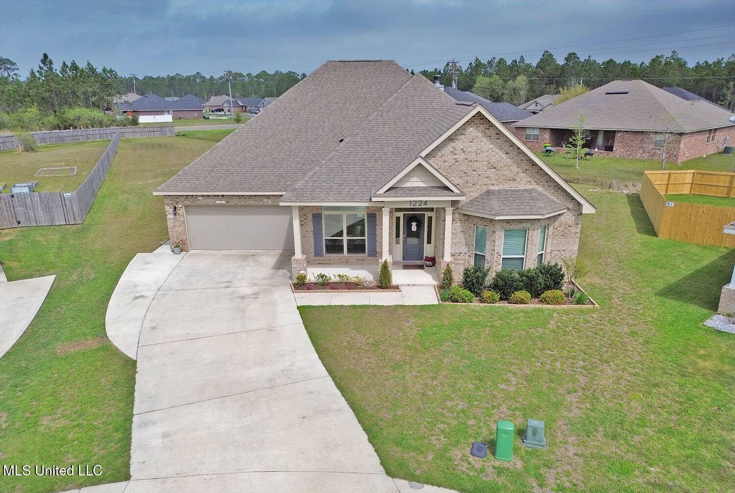 1224 Carraway Cove, Ocean Springs, MS 39564