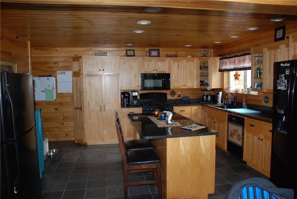197 Arctic Station Road, Orrington, ME 04474