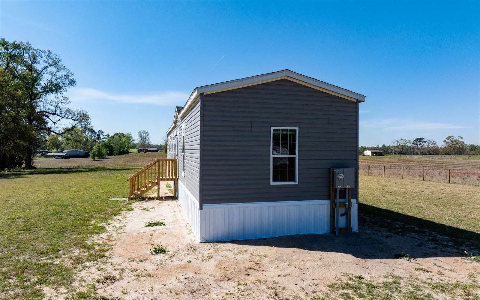 1884 SW Haltiwanger Rd, Lake City, FL 32024