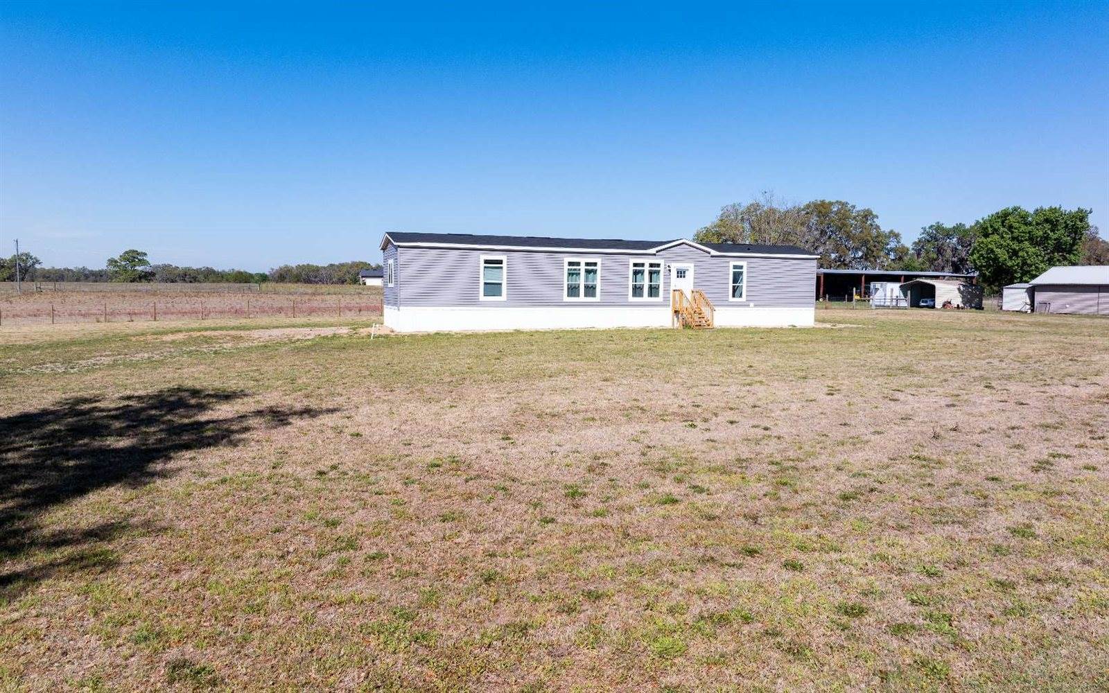 1884 SW Haltiwanger Rd, Lake City, FL 32024