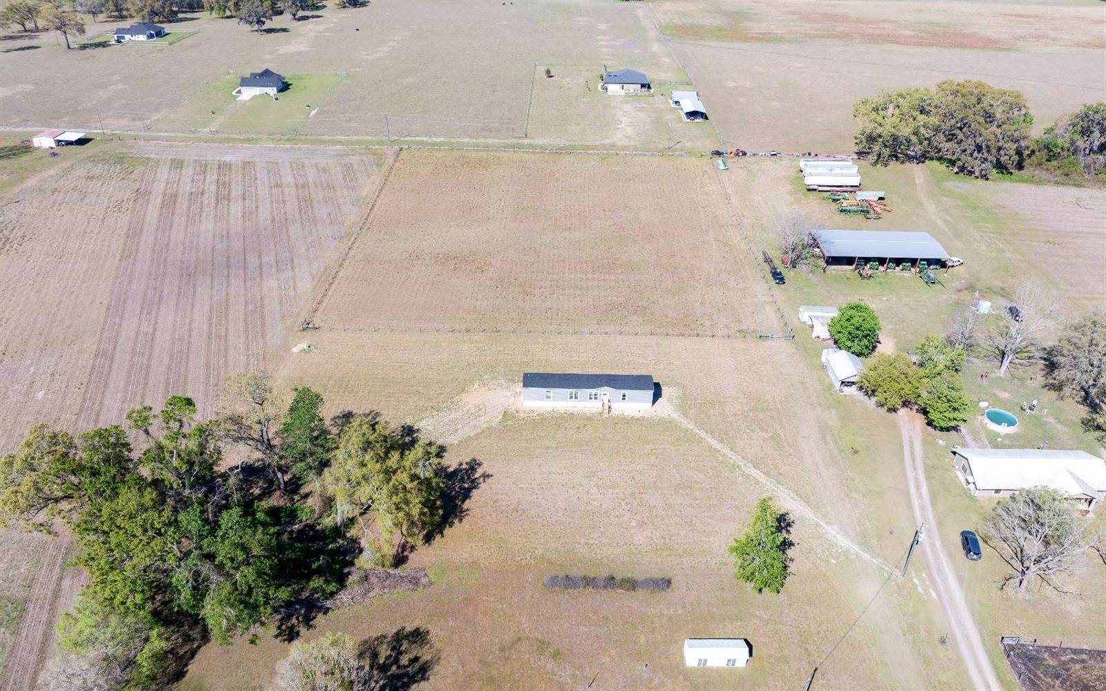 1884 SW Haltiwanger Rd, Lake City, FL 32024
