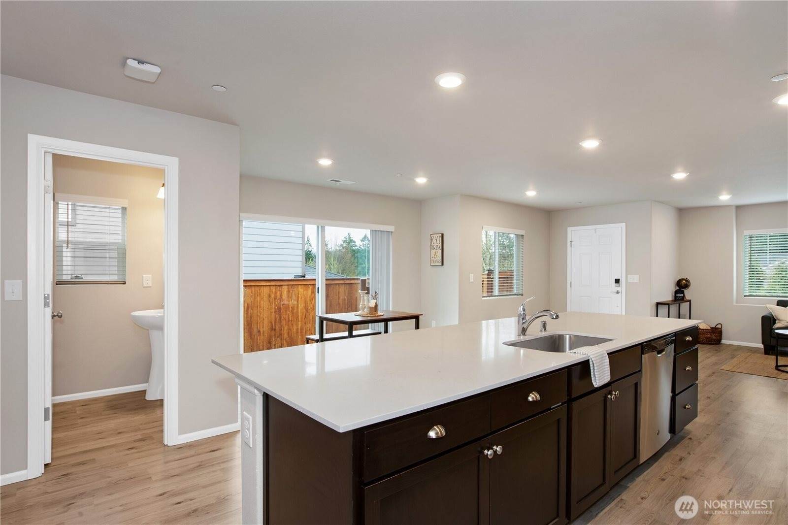 3448 Hoffman Hill Boulevard, Dupont, WA 98327