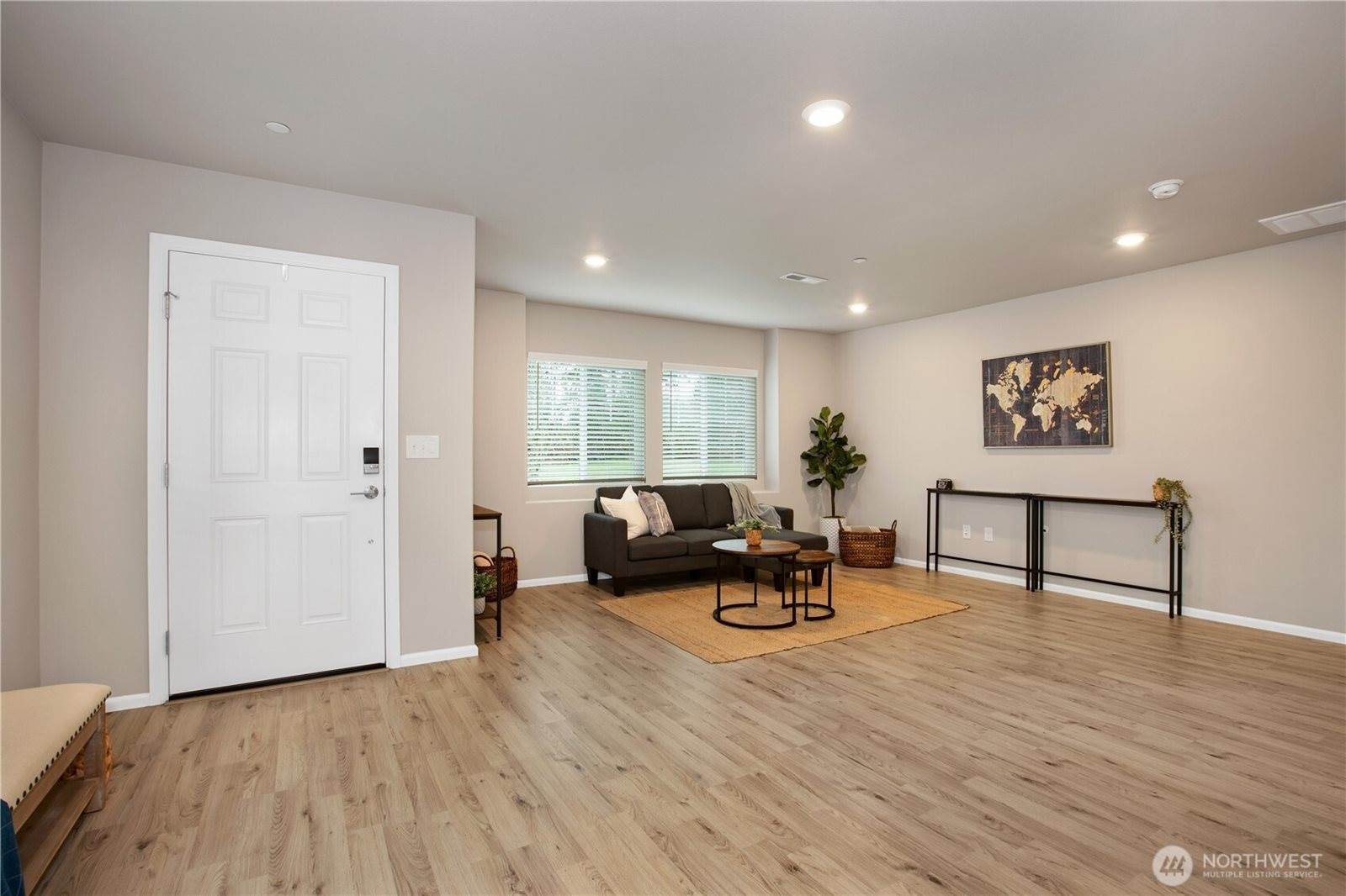 3448 Hoffman Hill Boulevard, Dupont, WA 98327