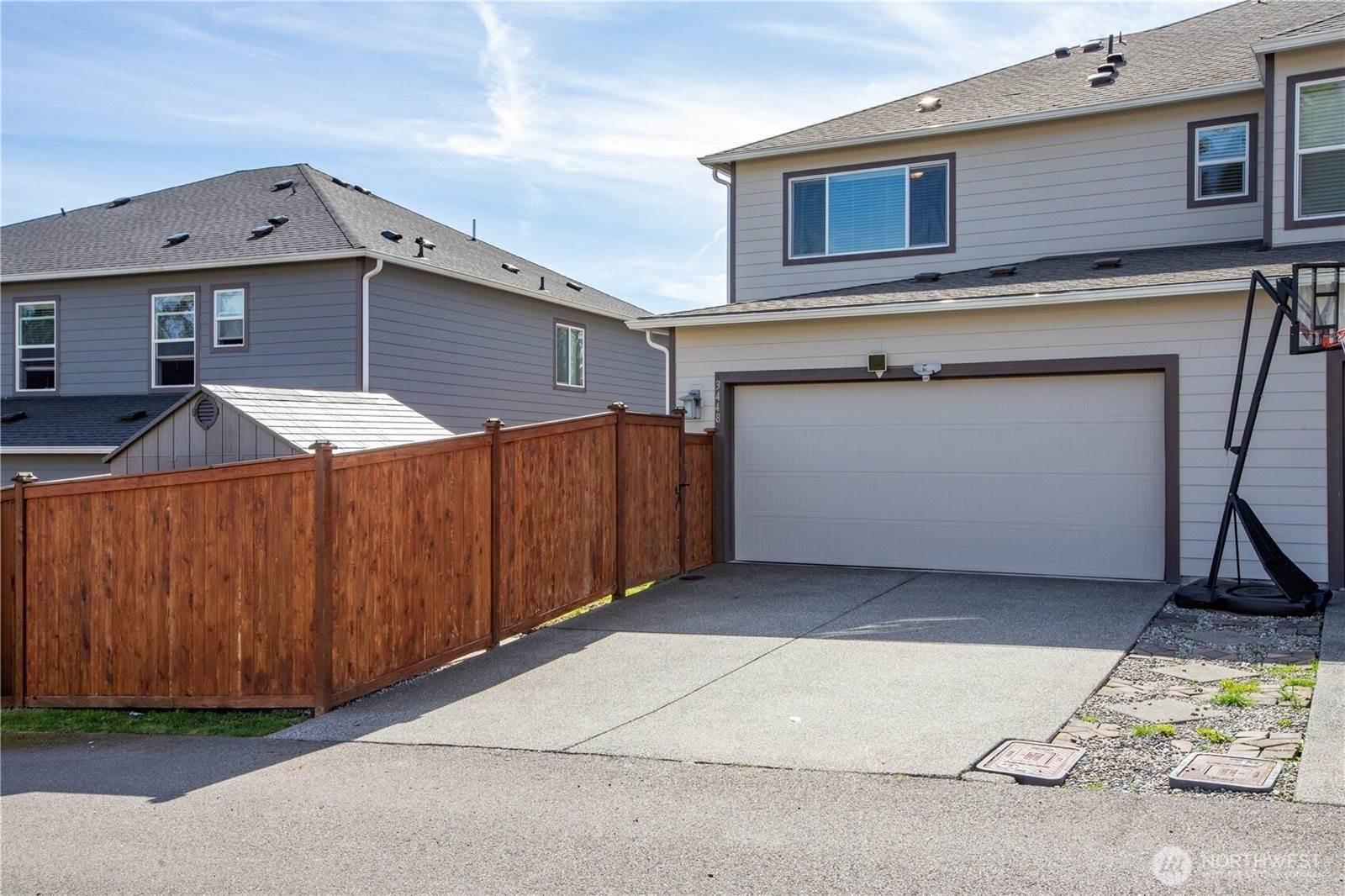 3448 Hoffman Hill Boulevard, Dupont, WA 98327