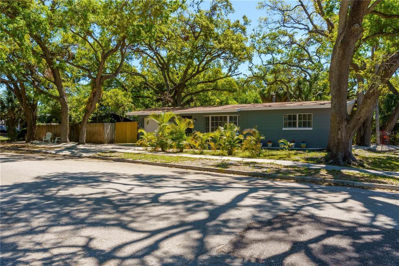 2515 Park Street North, Saint Petersburg, FL 33710