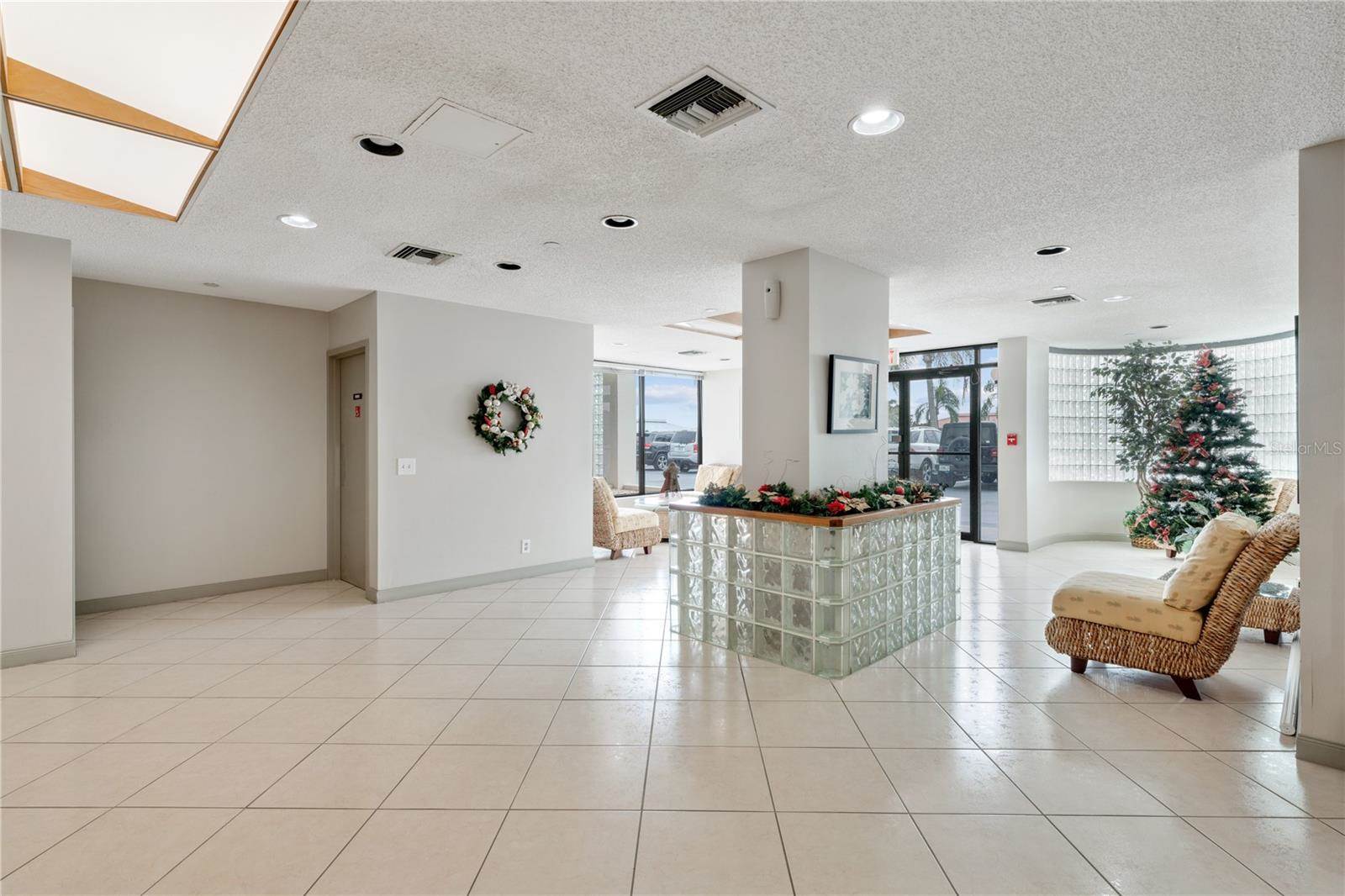 6294 Bahia Del Mar Circle, #904, Saint Petersburg, FL 33715