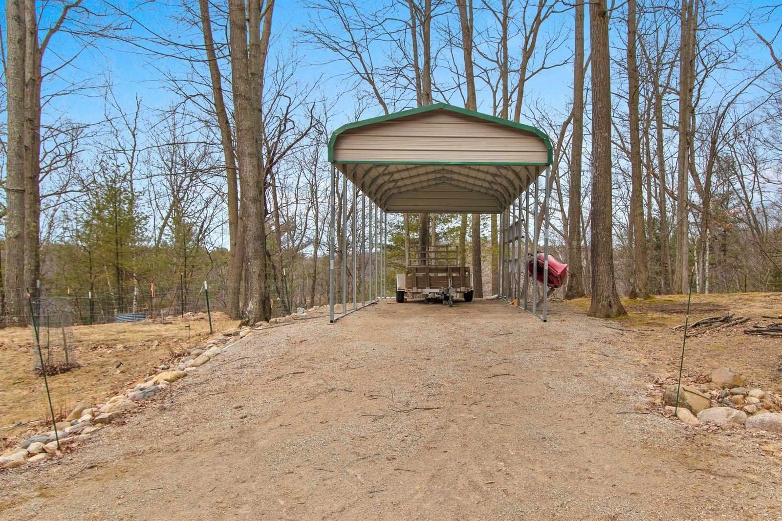 N5140 43RD Road, Pound, WI 54161