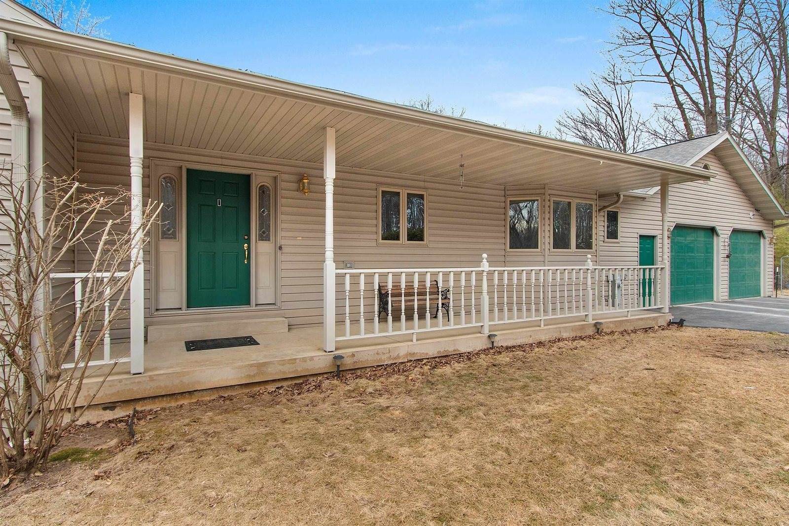N5140 43RD Road, Pound, WI 54161