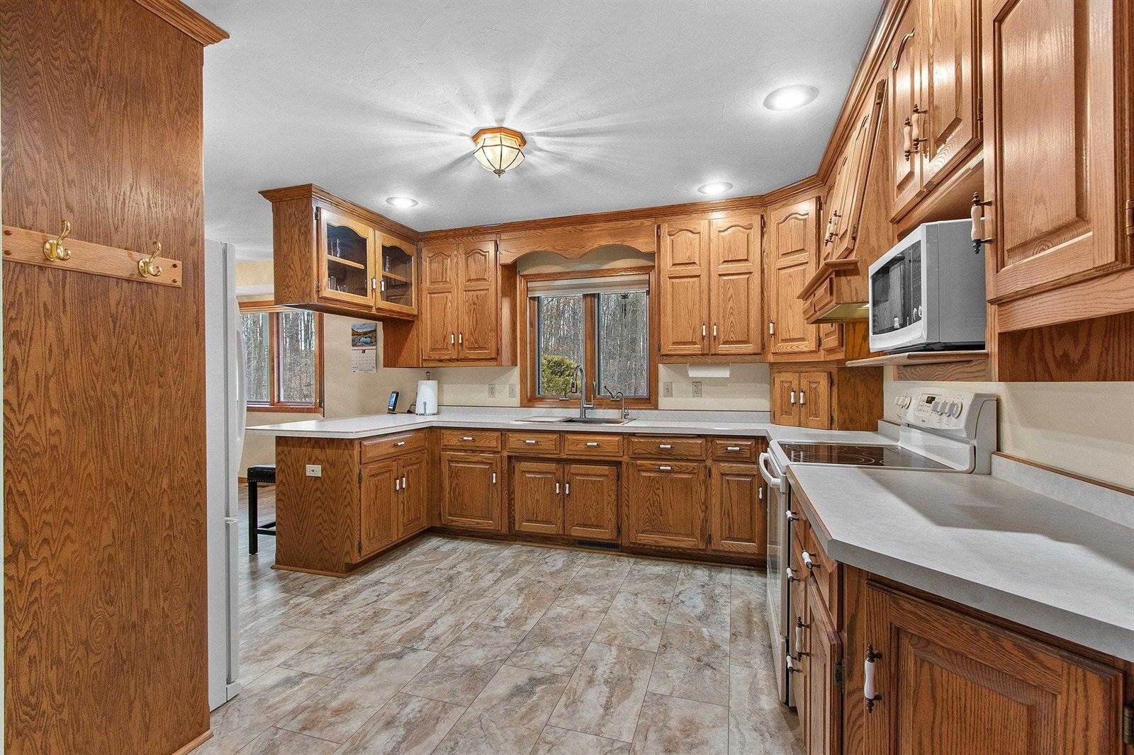 N5140 43RD Road, Pound, WI 54161