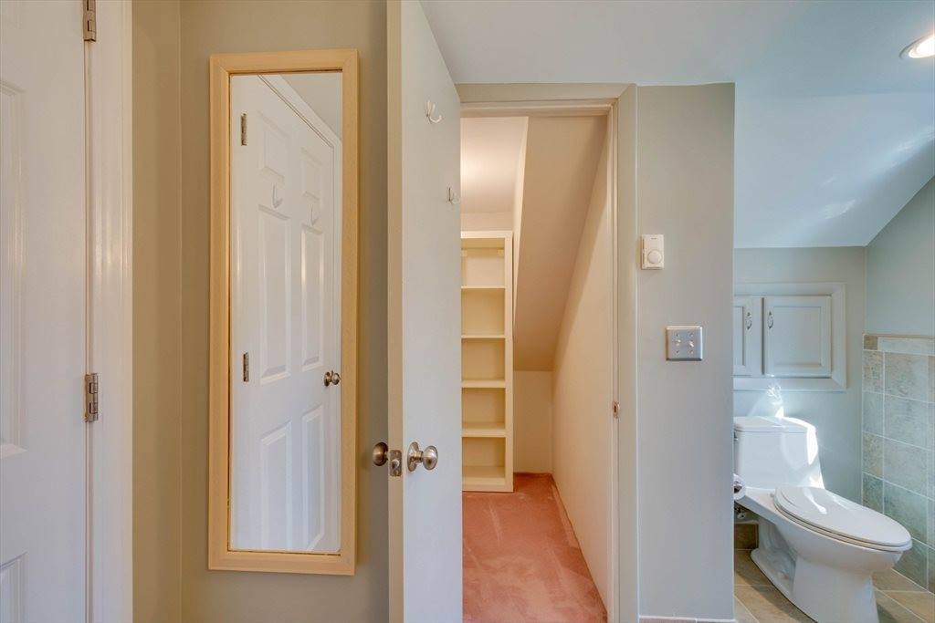 158 W Bacon St, Plainville, MA 02762