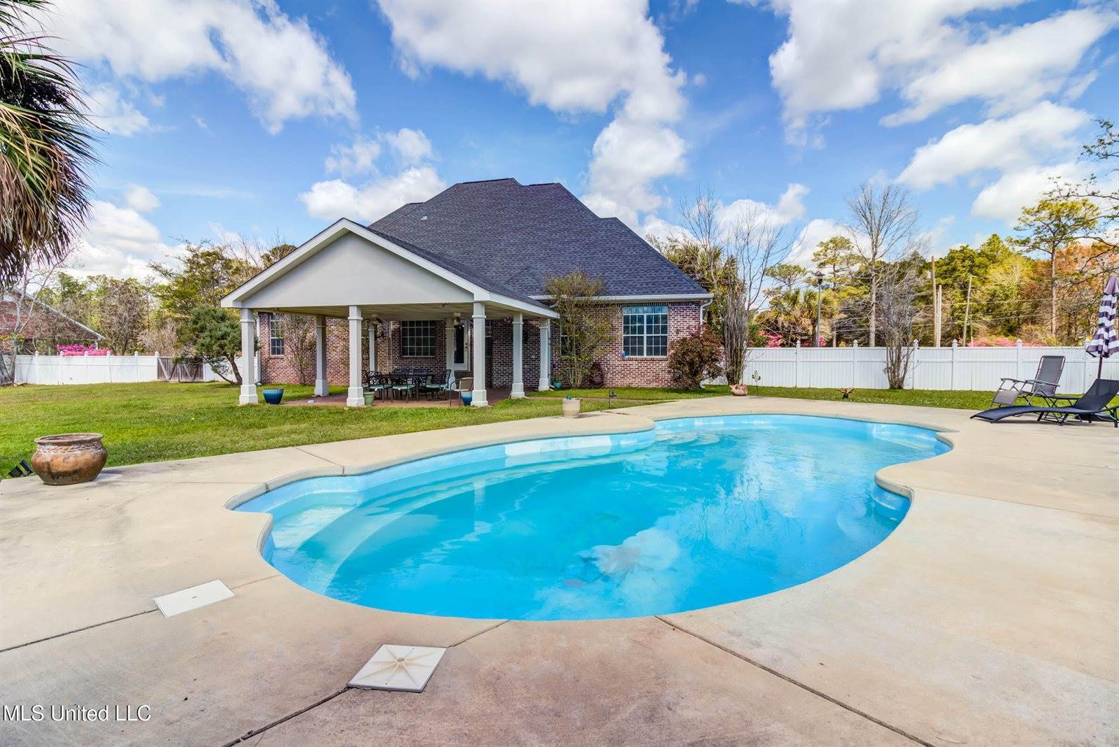 14105 E Parker Road, Vancleave, MS 39565