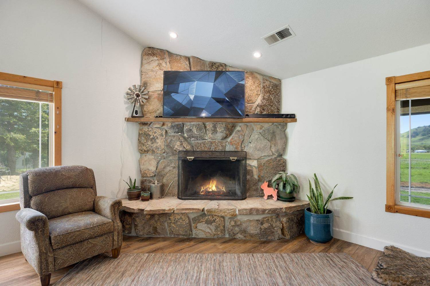 5065 Kellogg Road, Sutter, CA 95982