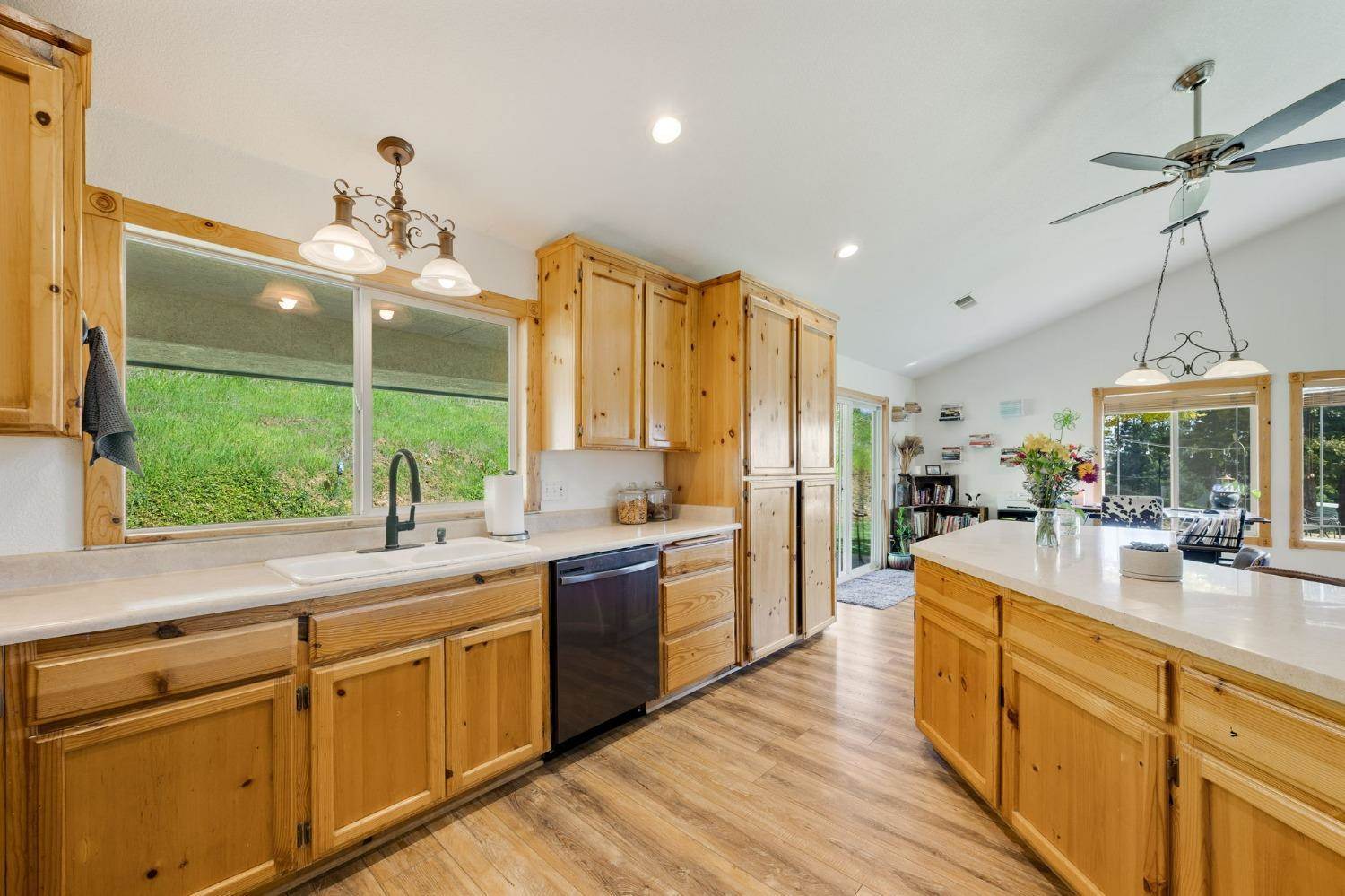 5065 Kellogg Road, Sutter, CA 95982