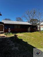 3 & 4 Wood Pl, Hooks, TX 75561